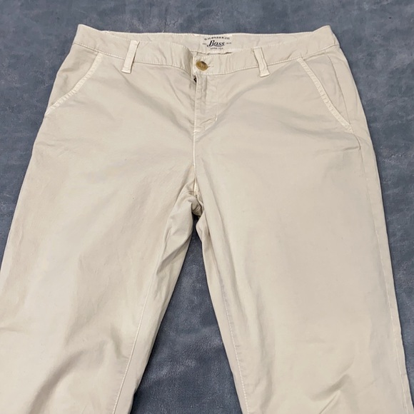 G.H Bass khaki girlfriend fit - Picture 2 of 8